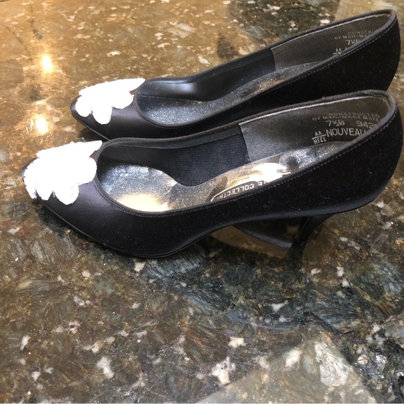 Private Collection women’s pumps 7 1/2M black with beefed design toe - Picture 6 of 9